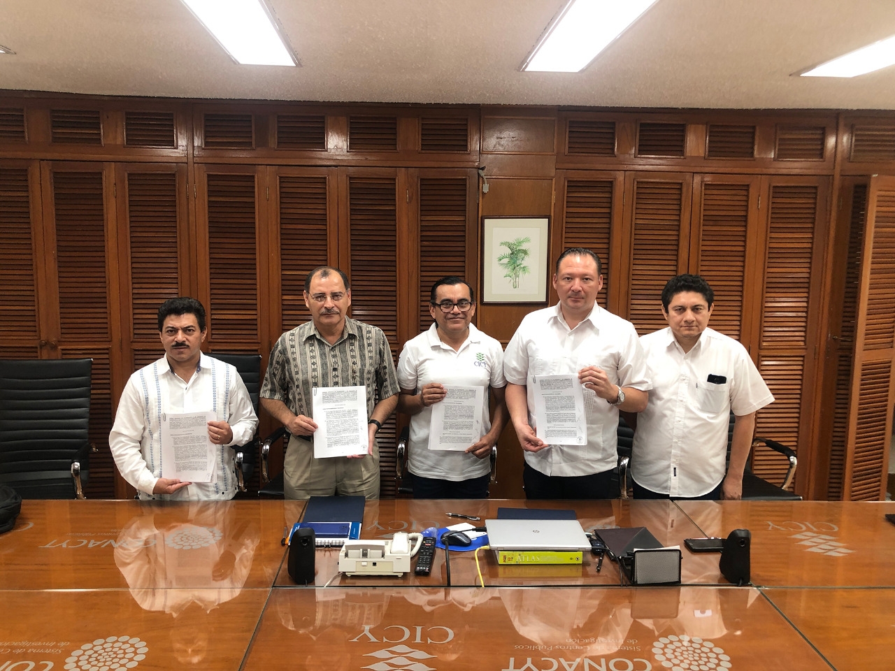 CICY fima convenio para preservación de la milpa maya